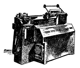 Современный советский счетно-записывающий автомат - табулятор 'Т-м'. Он сам считает числа и ведет запись со скоростью до 45000 операций в час