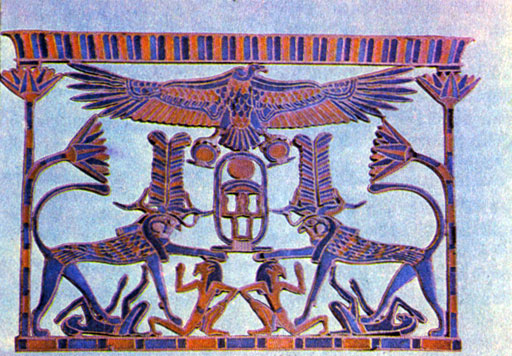 Симметрия в искусстве. Зеркальная симметрия: нагрудное украшение с именем фараона. XX в. до н. э. (а)
